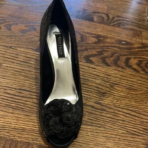 Elegant Black sequined Peep-Toe Women's Shoe size 8 NIB never worn